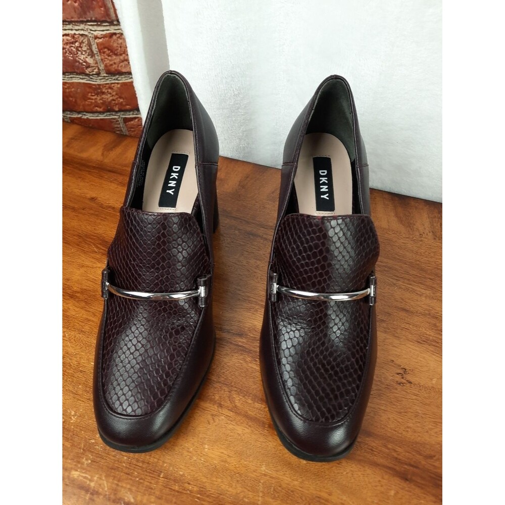 DKNY Burgundy Leather Block Heels Size 7.5 - Picture 2 of 12